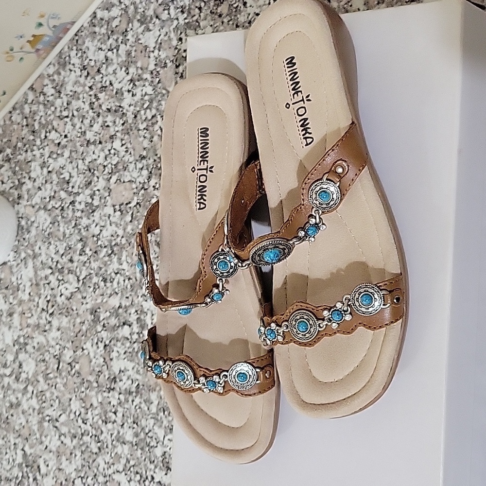 Minnetonka Boca Slide Pewter Sandals - 6